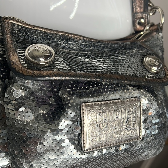 Coach Poppy H-1069 15381 Silver Gray Sequin Shoulder Crossbody Bag - Picture 8 of 16